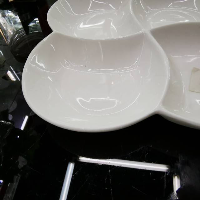 陶瓷家用创意蒸鱼盘子网红餐具水果盘产品图