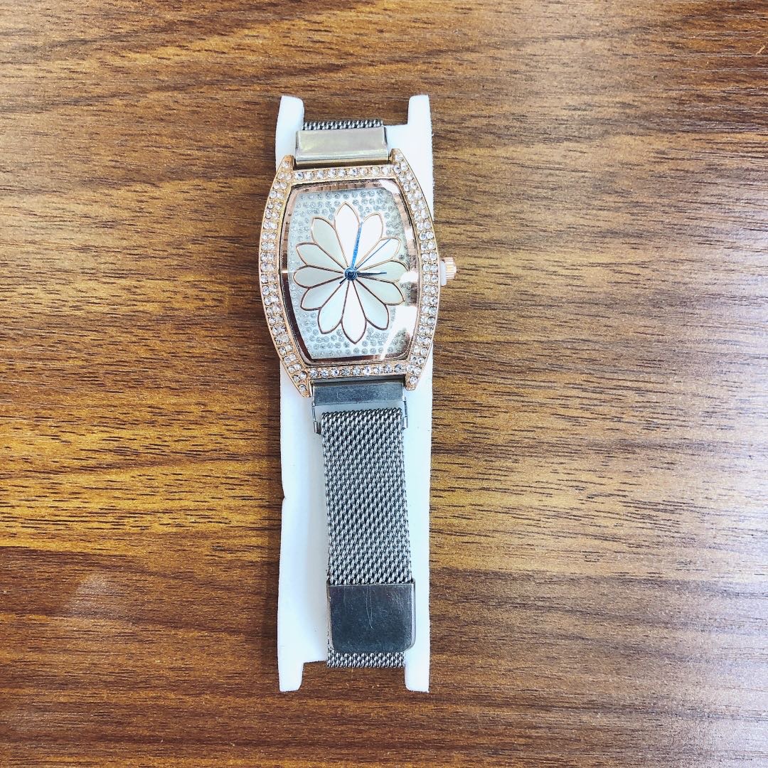 Reloj de plata para las mujeres estudiantes de secundaria tendencia electrónica mecánica cuarzo mujeres genuinas dominador a prueba de agua negro tecnología reloj de las mujeres