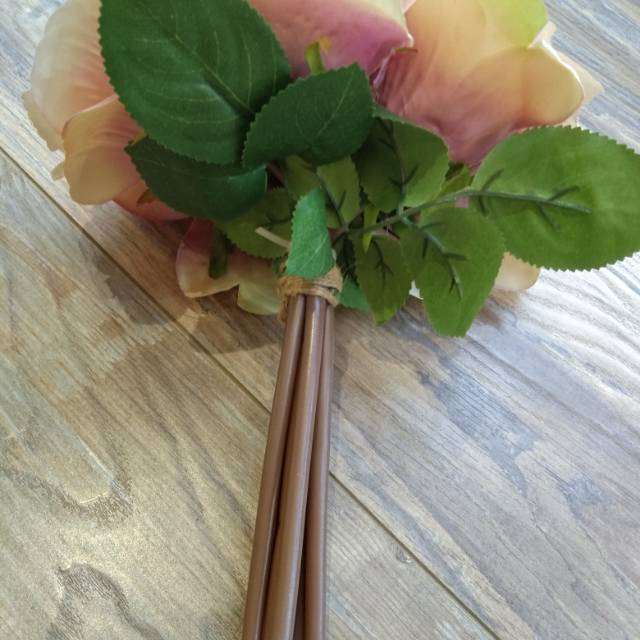 The sunset rose artificial flower garden pvc plastic is pollution-free and has a thick density Specification image