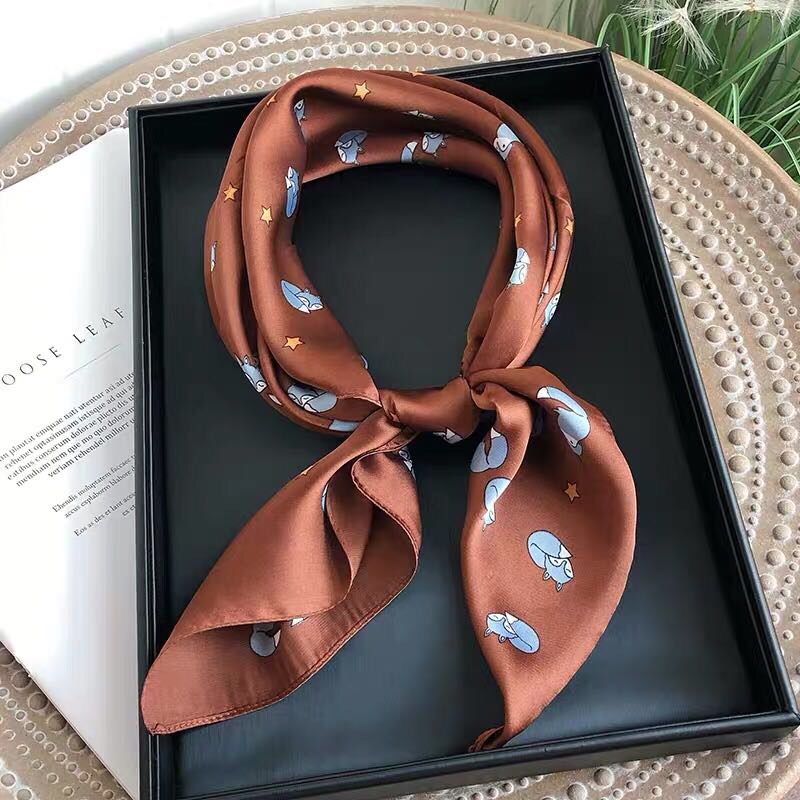 韩国小丝巾焦糖色小方巾女百搭小领巾装饰围巾秋季薄商务小围脖