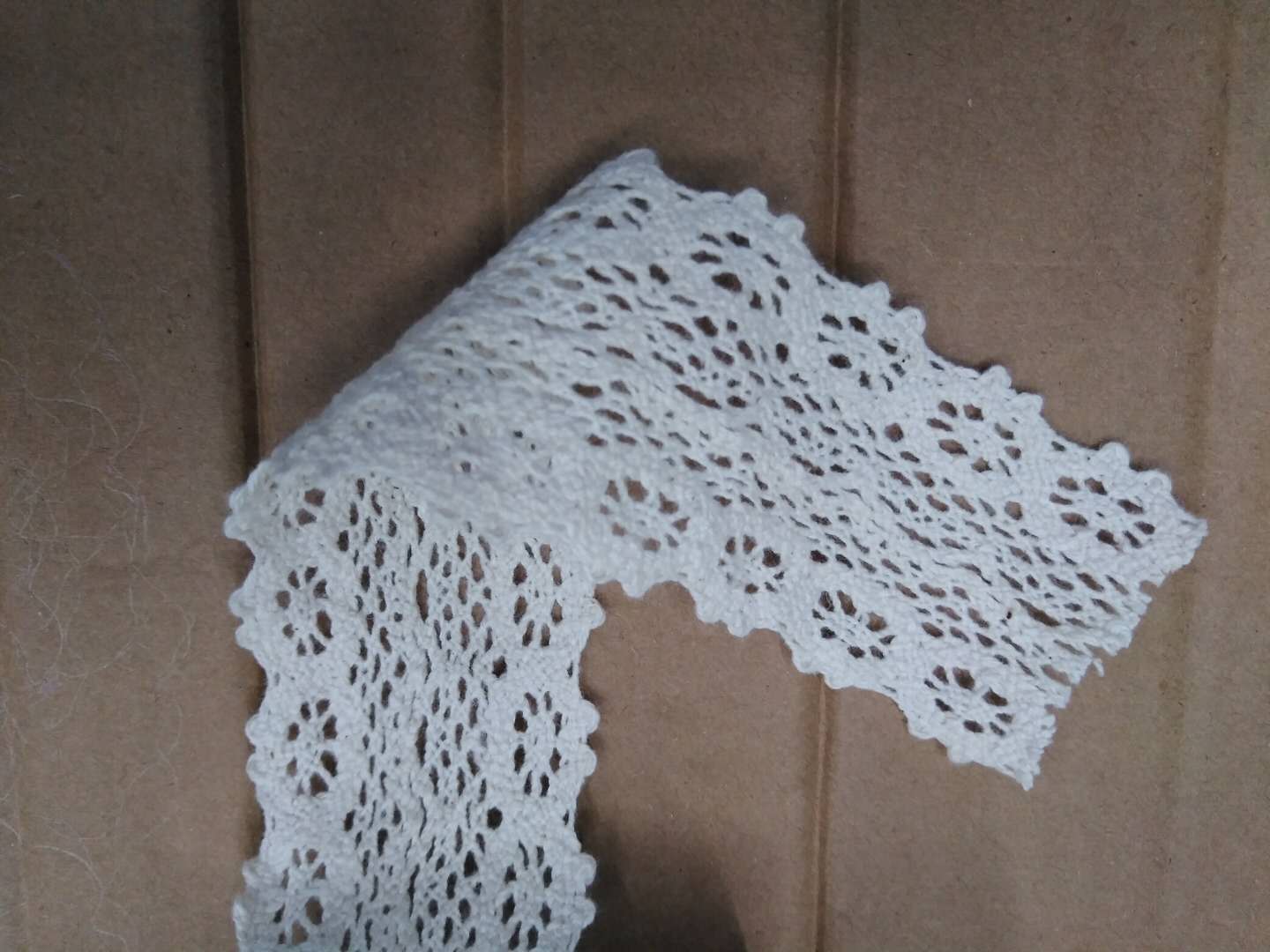New cotton lace scarf for clothing and home use, with cotton lace as an accessory