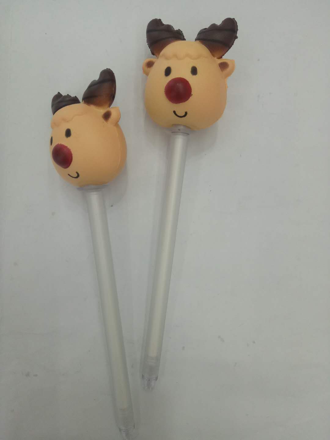 厂家直销卡通笔头中性笔批发书写流畅价格实惠