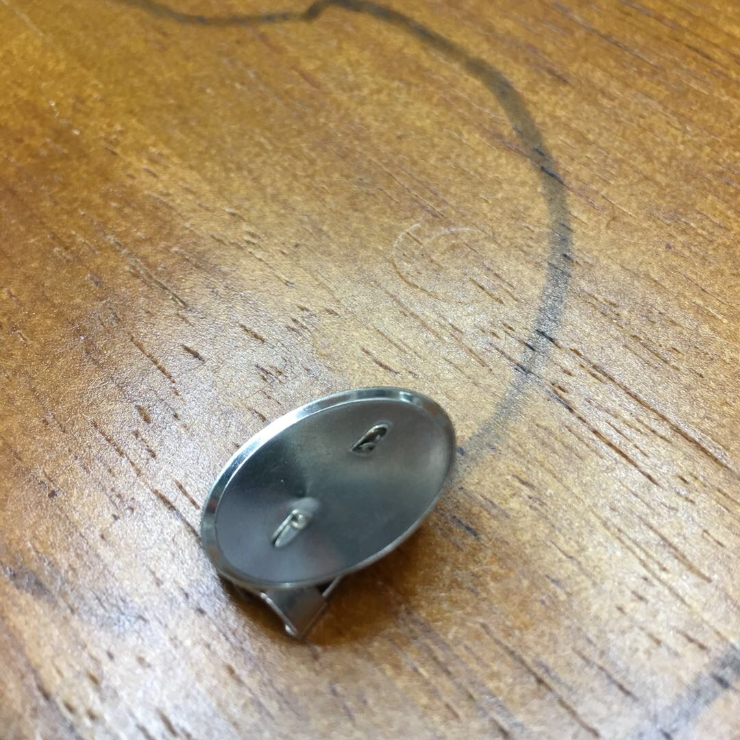 厂家直销铁质常规圆形胸针底座