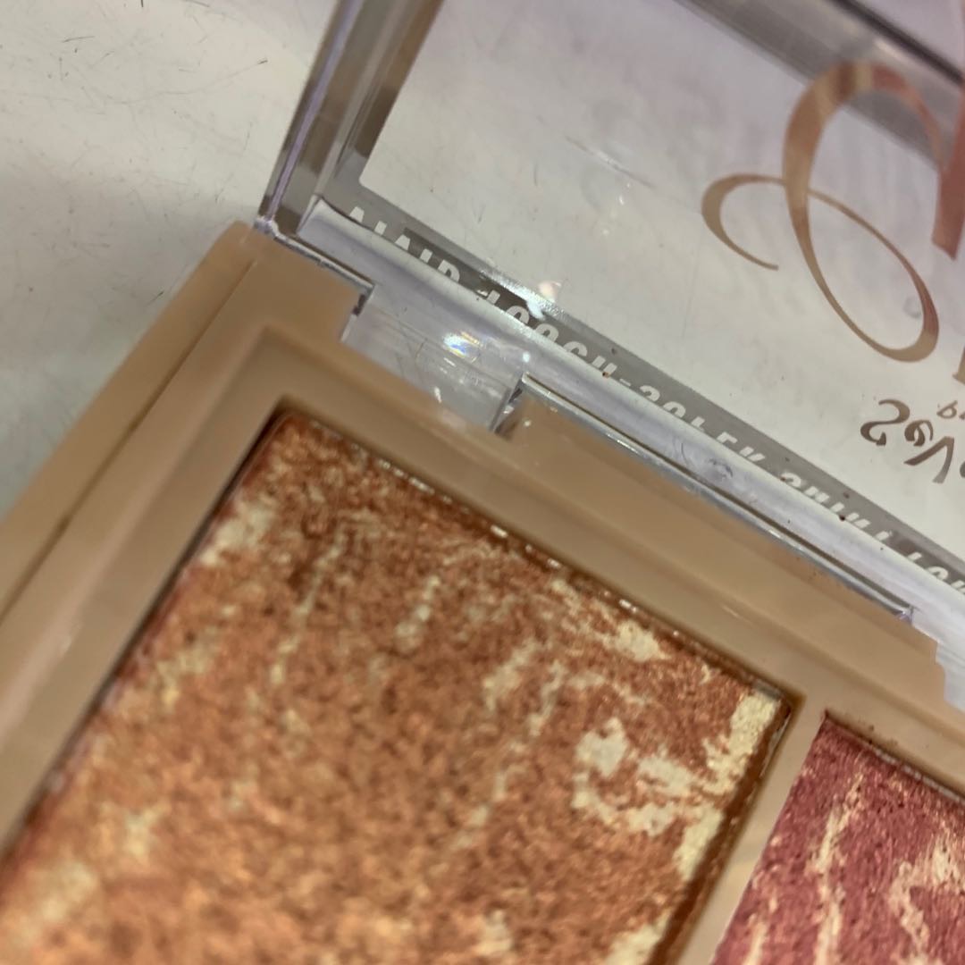 Square contouring box, beauty products, makeup box Specification image