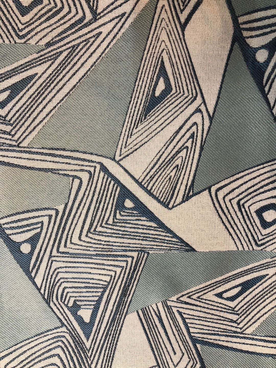 Elegant table flag, high-end jacquard tablecloth pad, round table pad, retro tassel home details Picture