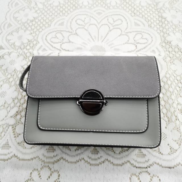 女士包包2020秋冬新款时尚女手提包百搭斜挎包简约中年女包妈妈包