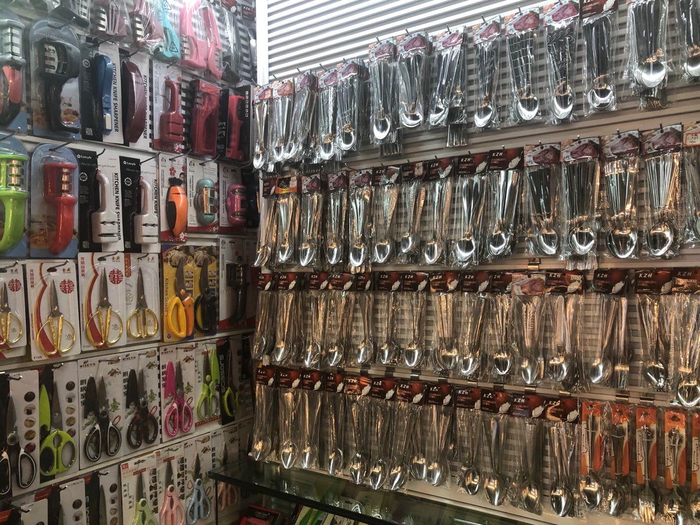 Jiaming Tableware Store on the fifth floor describe pic - 2