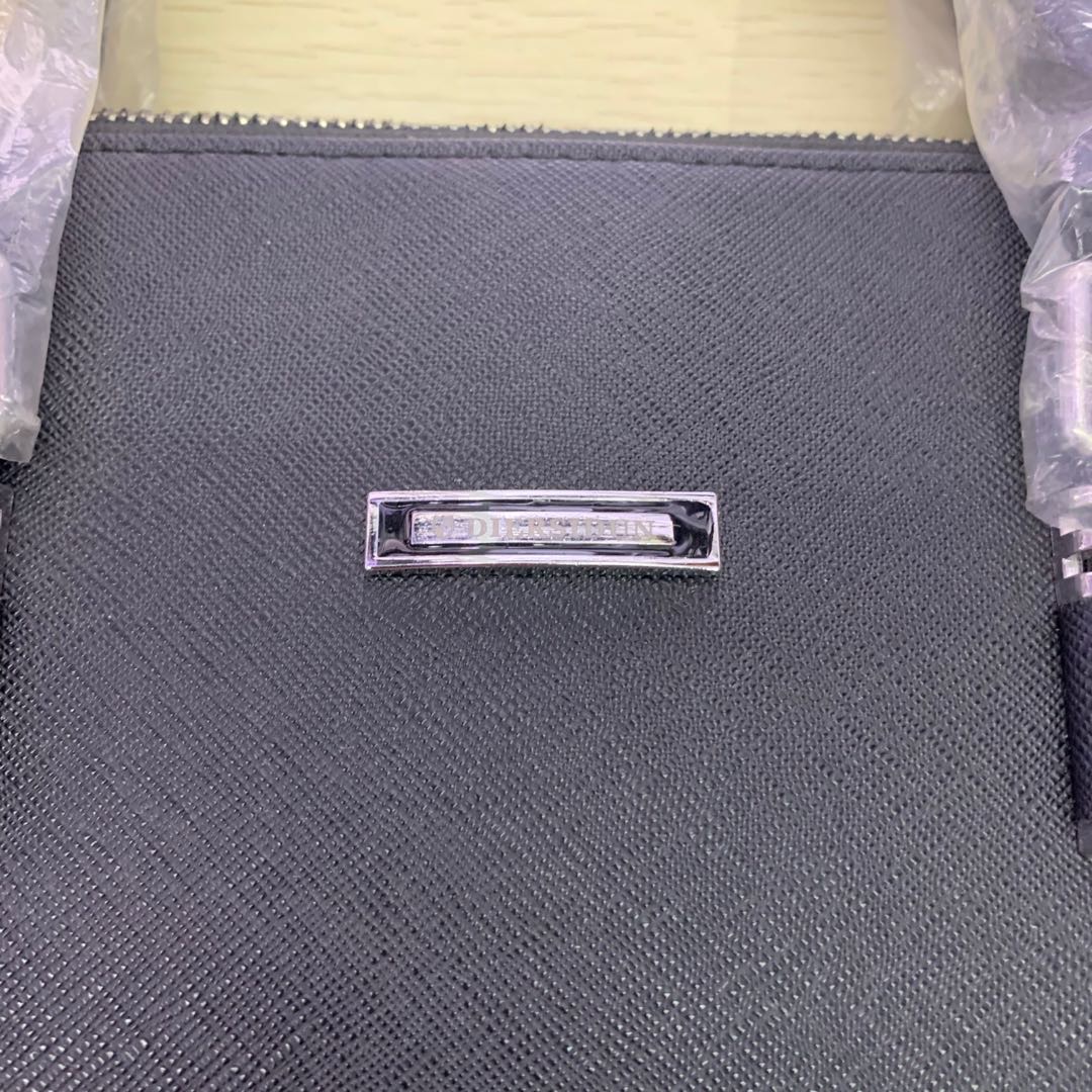 高档时尚PU皮男士斜挎手提多功能包产品图