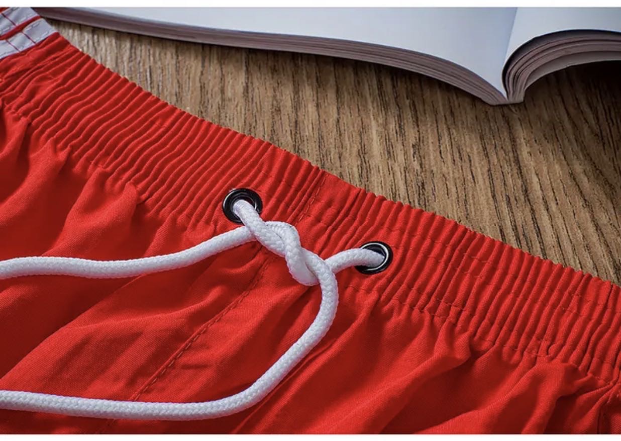 夏季男士休闲短裤跑步健身三分运动裤拉链口袋居家睡裤速干沙滩裤红色产品图
