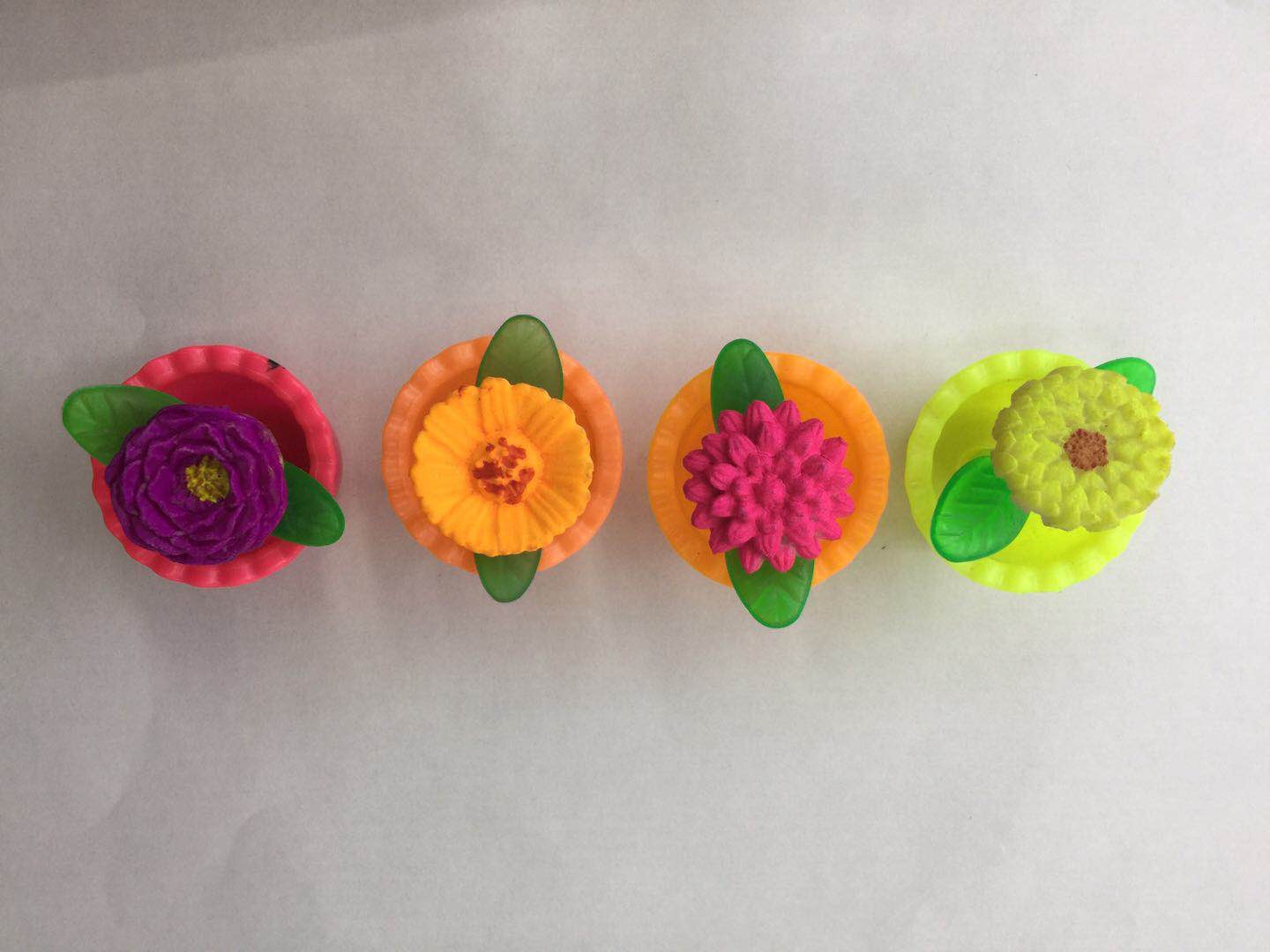 泡大彩色世纪之花膨胀玩具儿童玩具