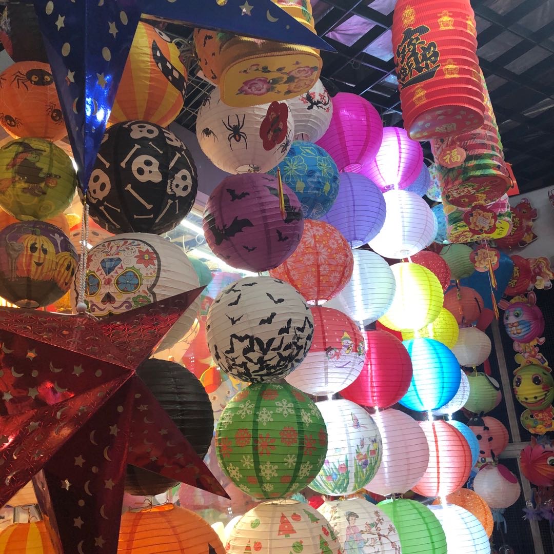 Chen Qiaojin's handicrafts describe pic - 2