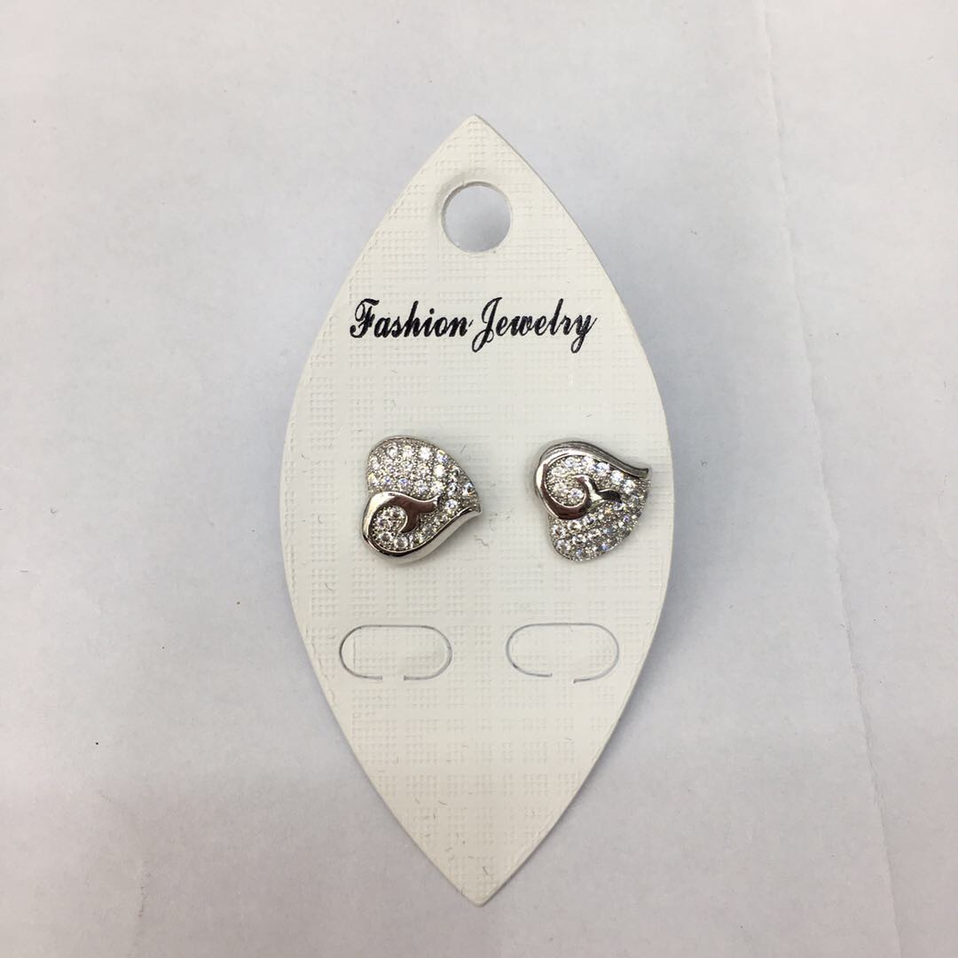 厂家直销时尚经典爱心合金镀银微镶锆石成人耳钉