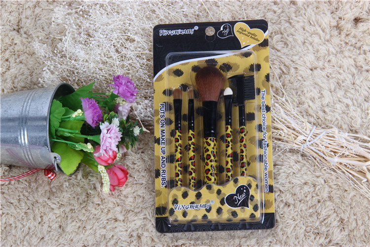 5 Set Brush Professional Makeup Set Brush Loose Powder Foundation Brush Eyeshadow Brush Makeup Brush details Picture