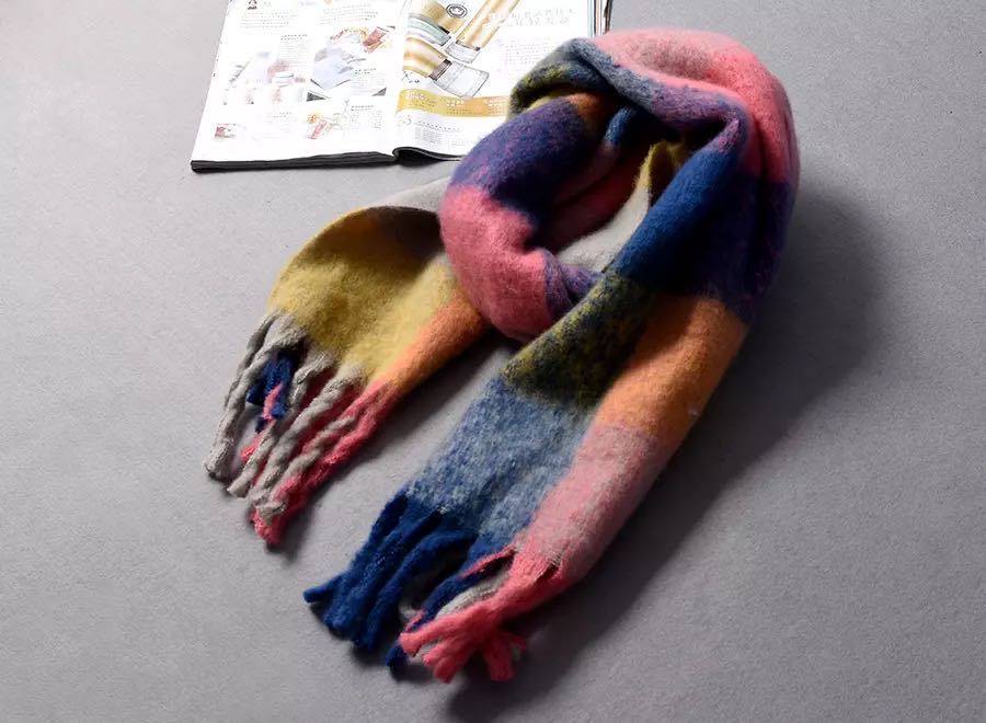 Ladies' scarves paired with autumn and winter bestsellers: Soft shawl, classic long scarf, 2024