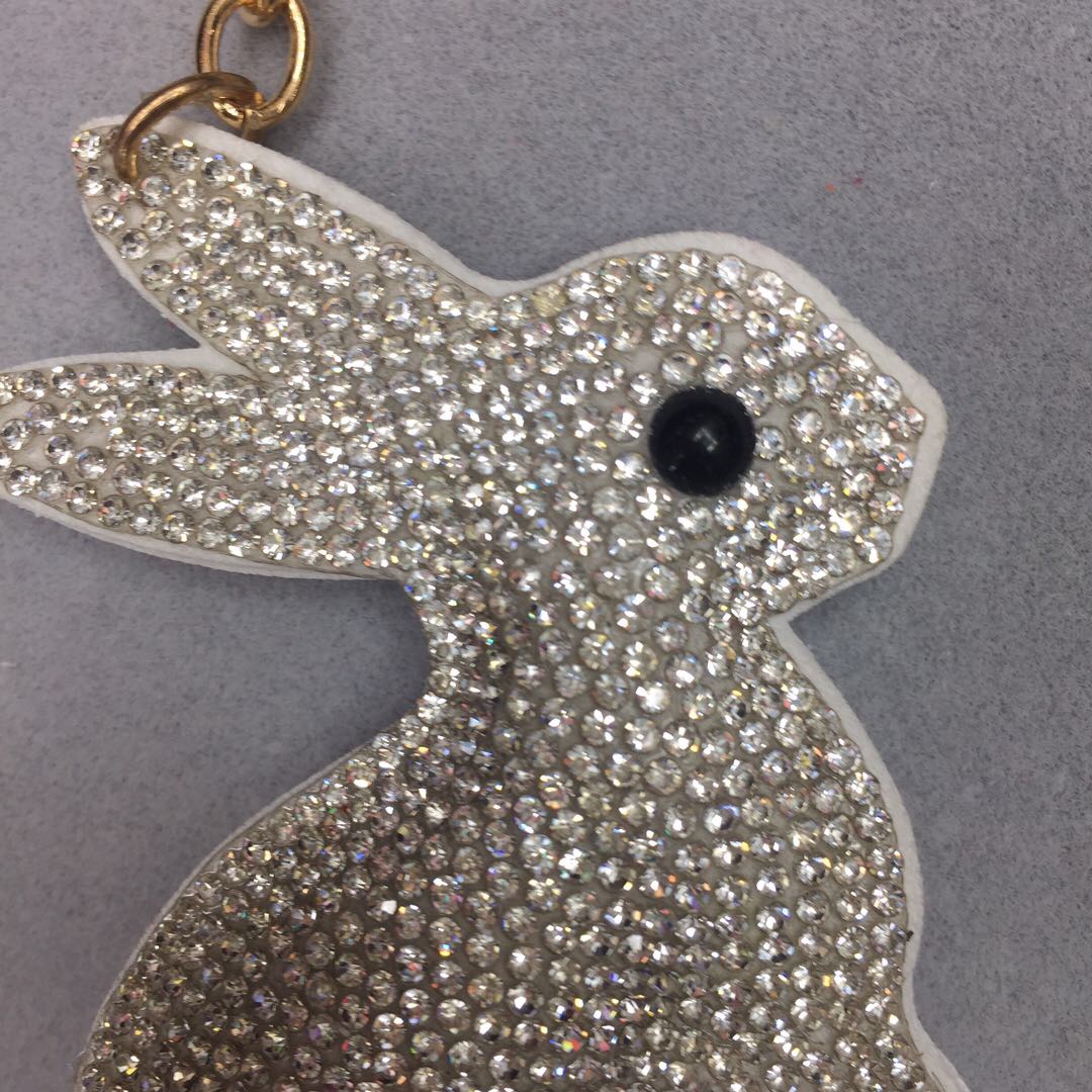 箱包挂件钥匙挂件配饰可定制厂家直销，烫钻源头厂家生产，没有中间商，欢迎咨询钥匙扣产品图