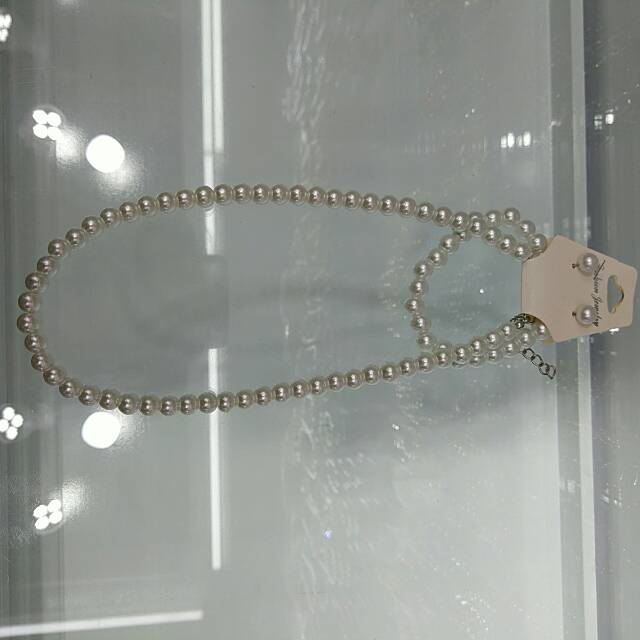 Three-piece pearl jewelry pendant necklace, creative Uruguayan collarbone, simple and elegant birthday gift for girls, Jiuxiang Jewelry 1103