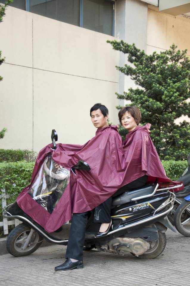 728款双人摩托车电瓶车连体雨披