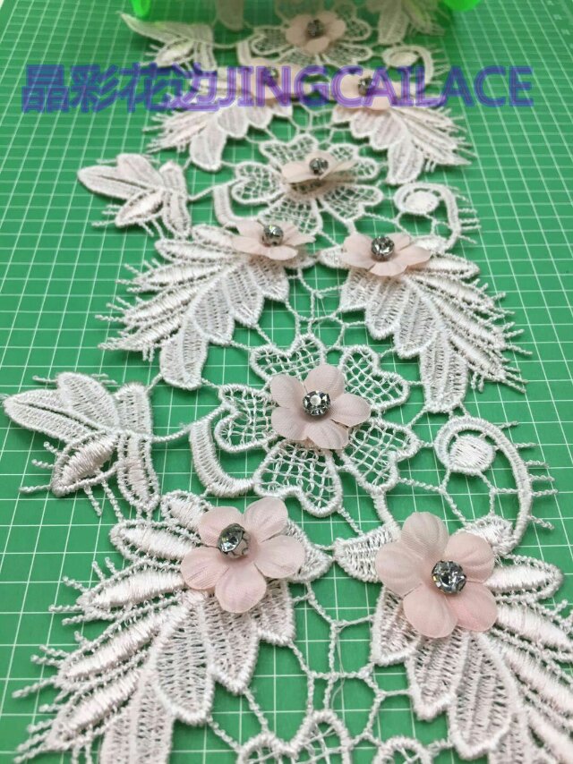 多彩晶彩服装辅料刺绣黑色新款裙边领花花边 多彩晶彩服装辅料刺绣黑色新款裙边领花花边