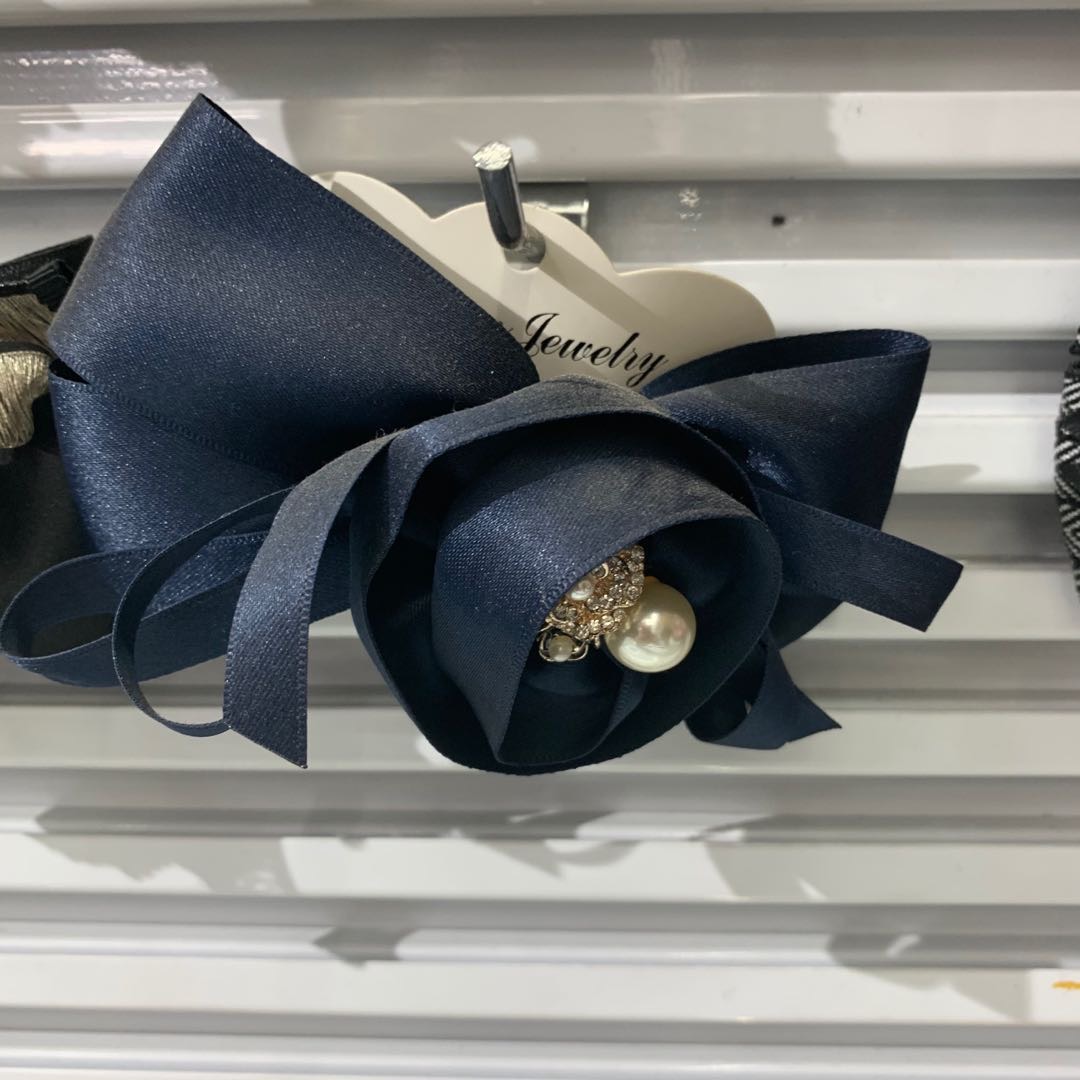 Butterfly Flower jewelry, pearl bow hairpin, dark blue accessory