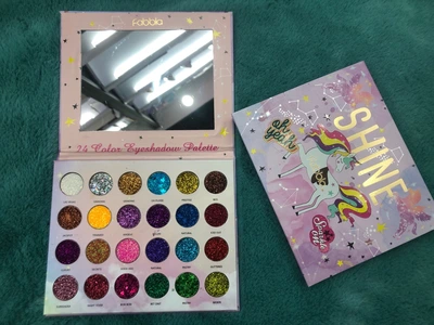 Es3023 Sequin Eyeshadow 24-Color Star Sand Eyeshadow Tray Pearl Cherry Blossom Eyeshadow Tray Goes With Everything