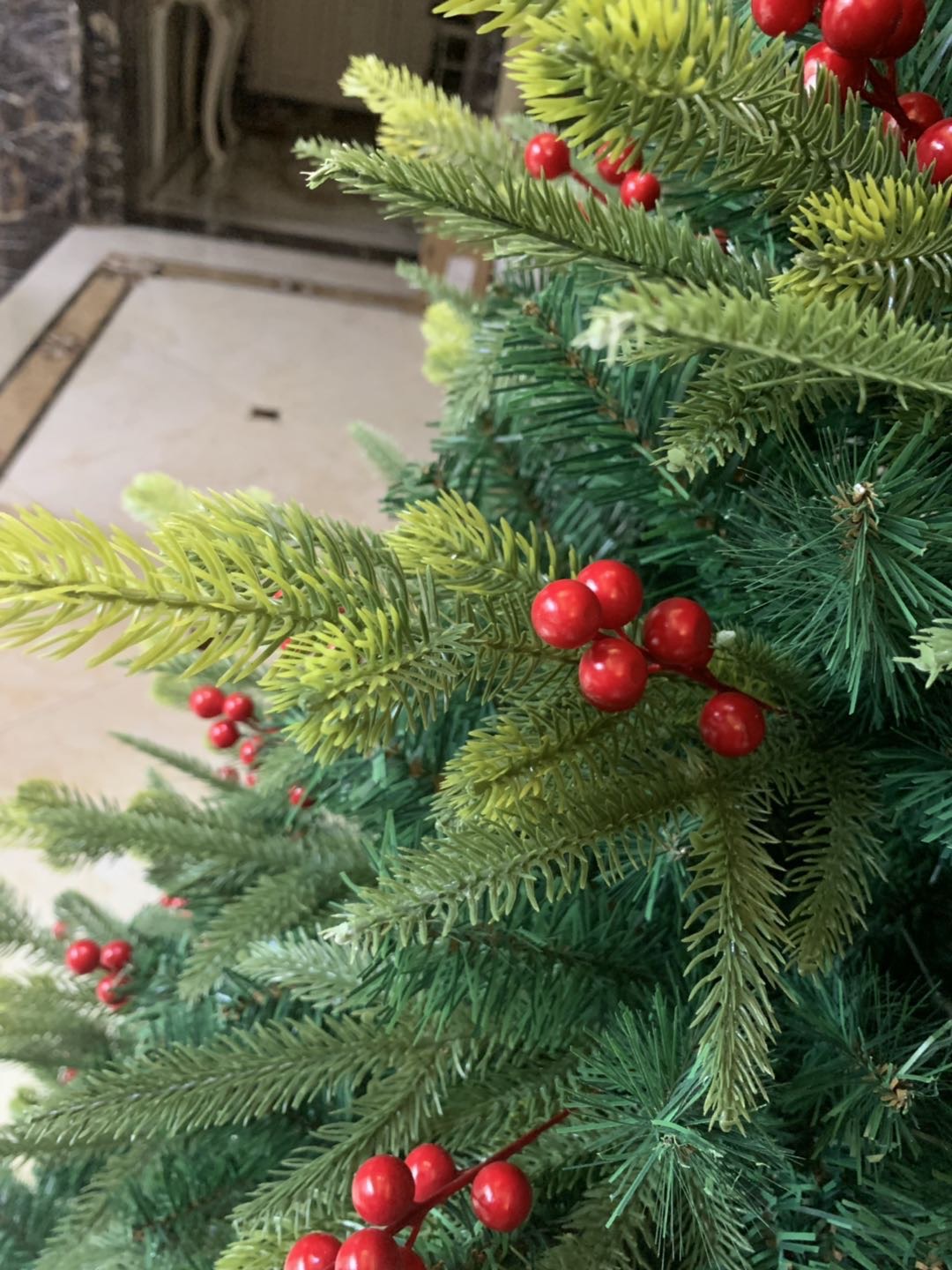 Yiyang Christmas Craft Home Small 1.5-meter Christmas tree, 1.8-meter, 2.1-meter large encrypted bare tree, 2.4-meter Christmas decoration package Christmas tree details Picture