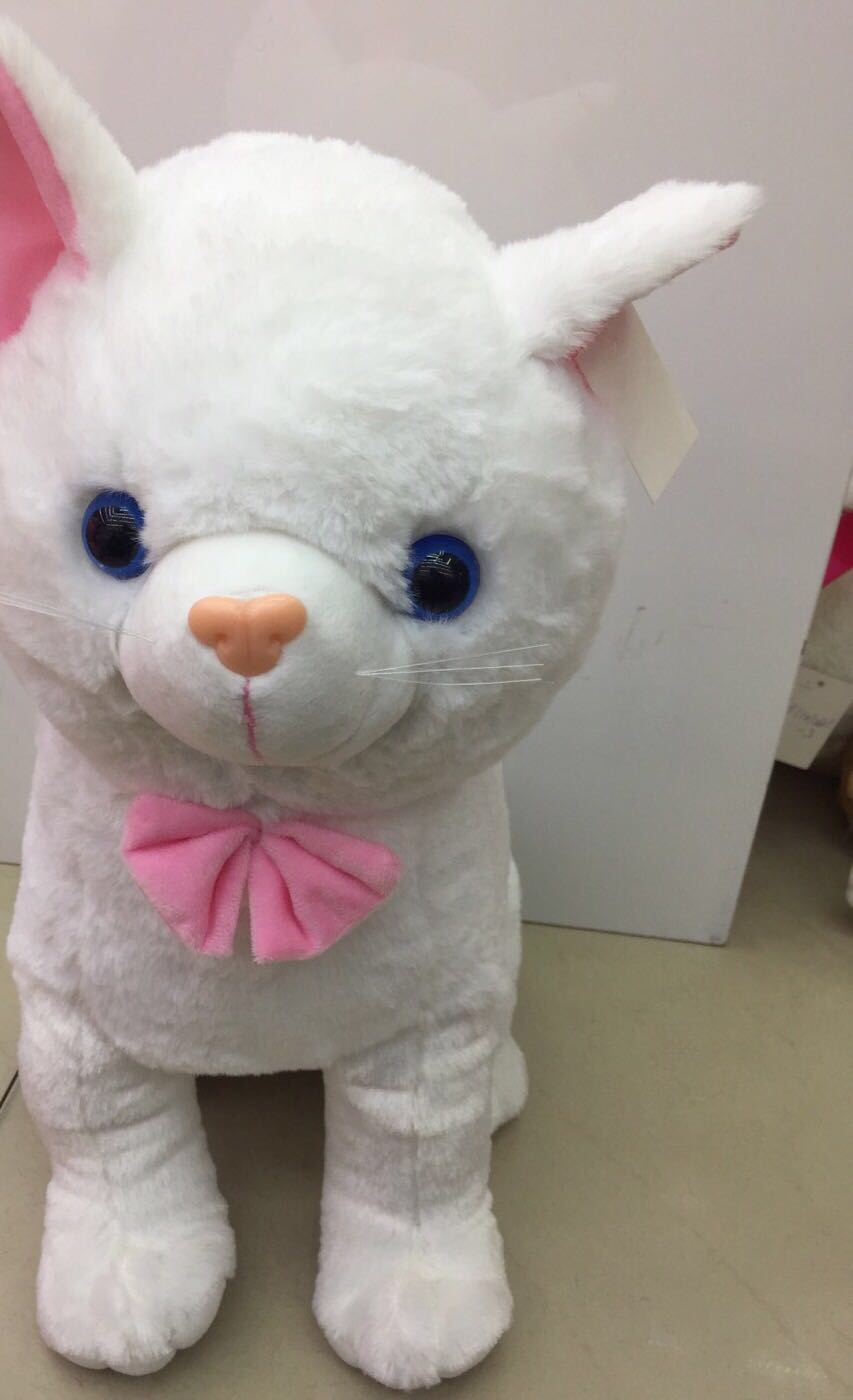 Big discounts on direct sales of plush toys, dolls, cartoon sit-down cats from the manufacturer