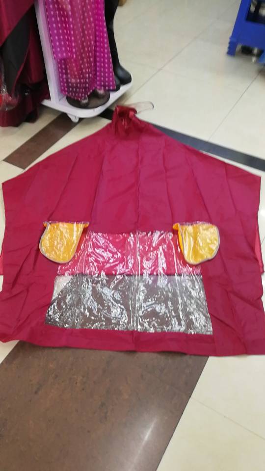 意鑫摩托车电瓶车单人雨披产品图