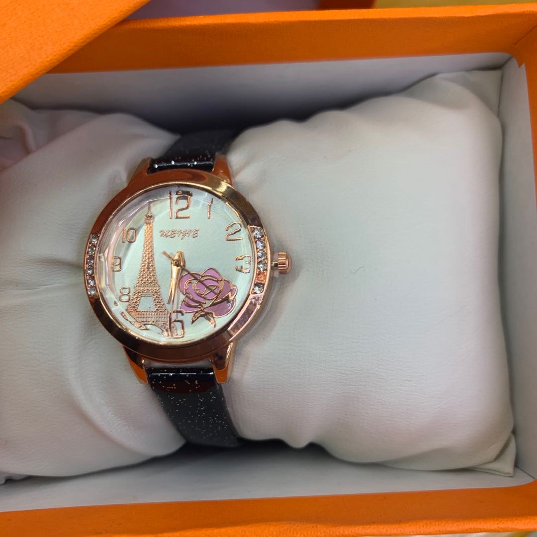 埃菲尔铁塔时尚女士手表简约钻石外圈玫瑰花表盘细节图
