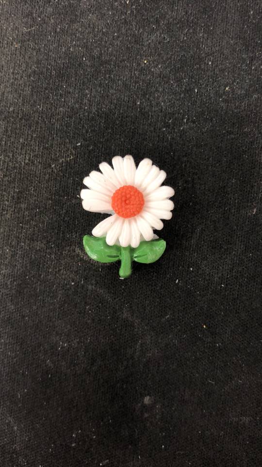 缺口叶子菊花小号中号实色橡皮的 树脂材料饰品配件