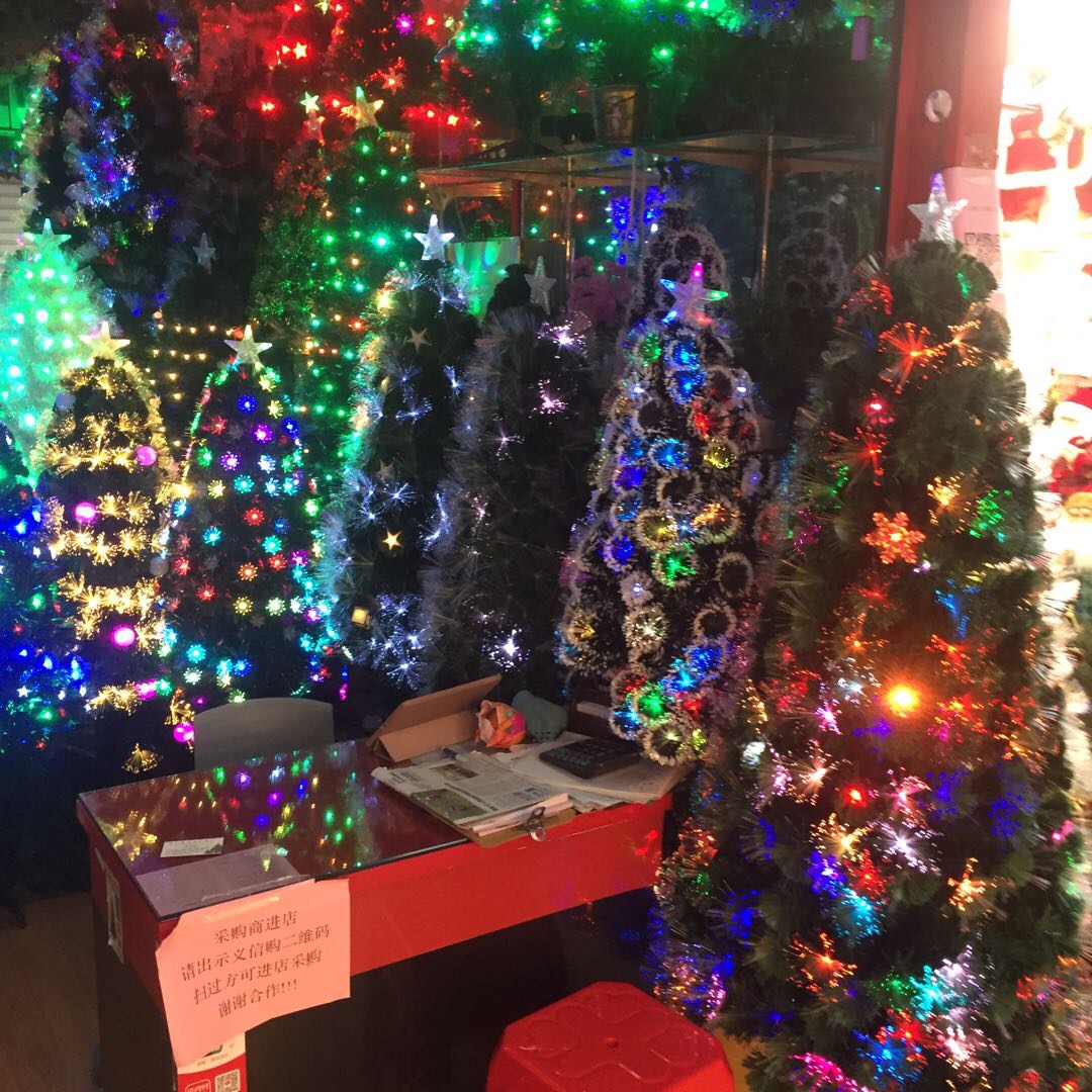 Yiyang Christmas Handicrafts Factory describe pic - 3