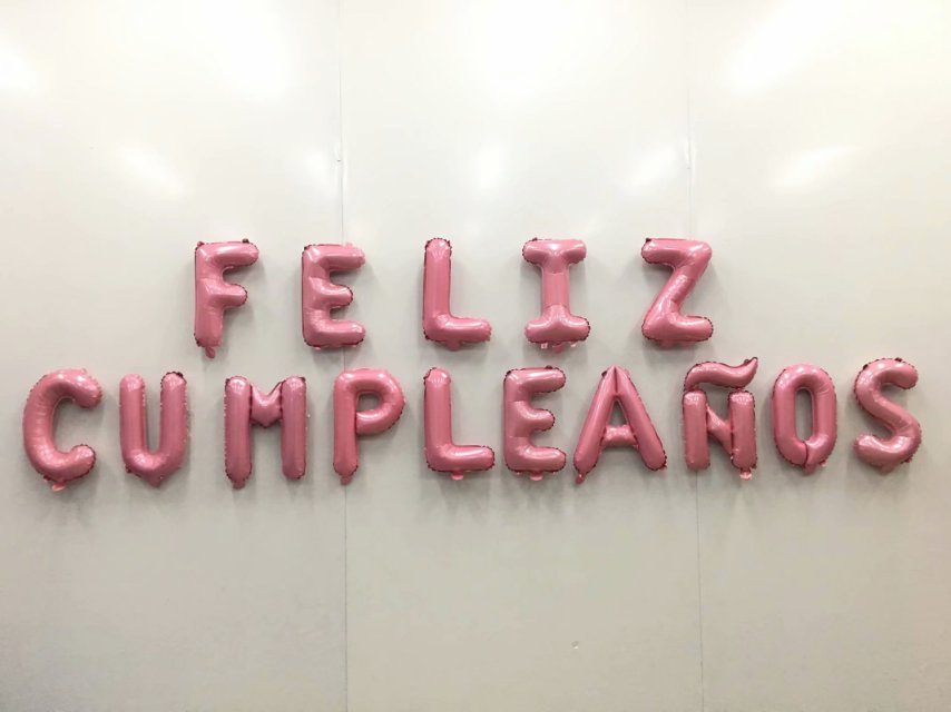 Wholesale of 16-inch Spanish birthday set, candy-colored pink letter aluminum film balloon inflatable toys, party supplies