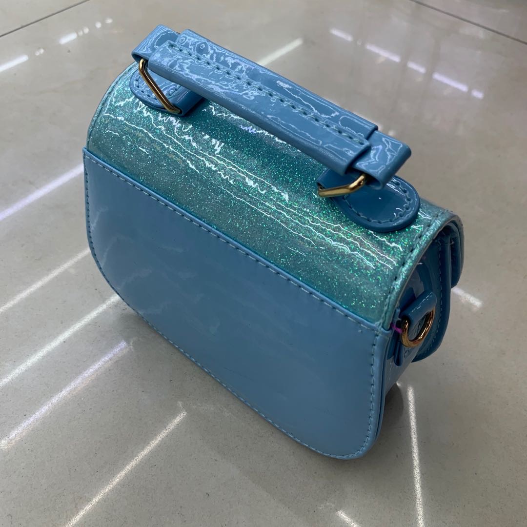 Summer Flower Cute Princess PV Hand-held crossbody bag, blue version details Picture