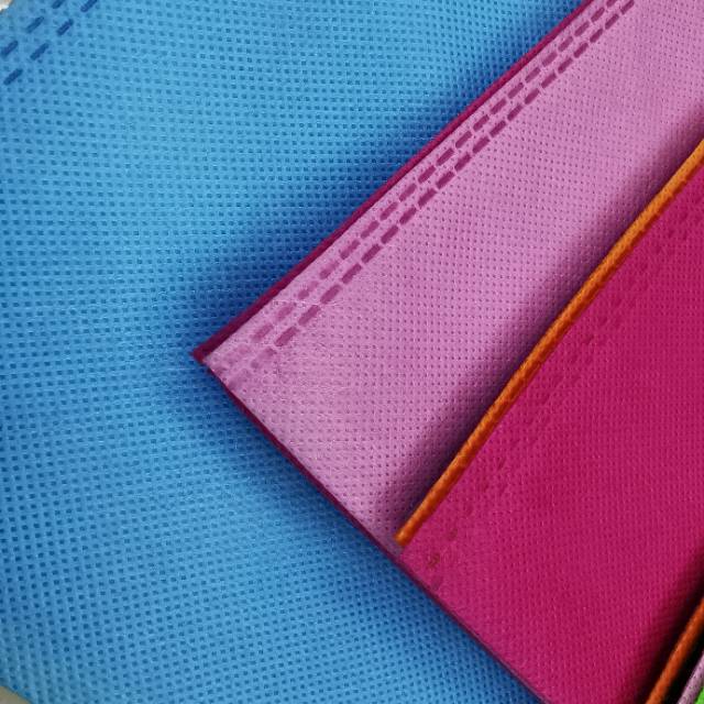 Non-woven fabric pressed-mouth handbags are available in multiple colors and various specifications for shopping bags and storage bags Specification image