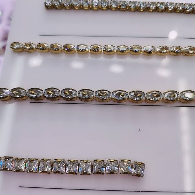 Water drop bead transparent bear flocking resin zircon claw chain jewelry accessories, clothing accessories, pendants, fabric decoration fine products Specification image