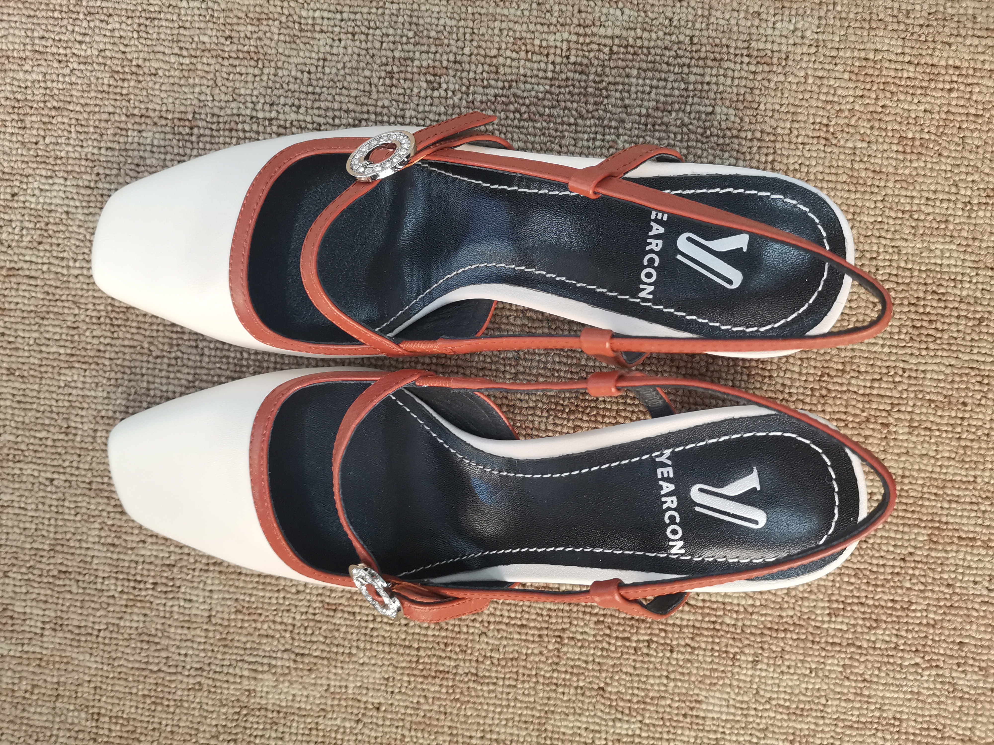 2020 Summer New Women's Flat Mid-Heel Fashion Casual Sandals