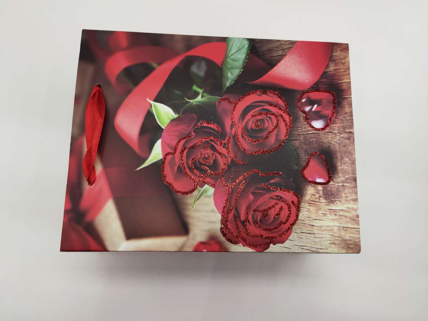 Four-color mixed hand-held rose powder gift bag details Picture