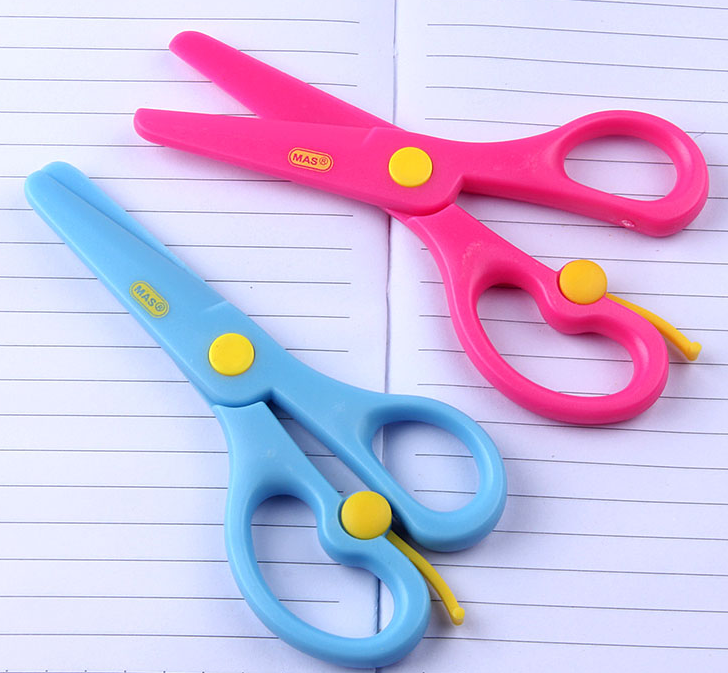 益智玩具安全剪刀剪纸幼儿保护功能塑料小剪子学生儿童DIY手工剪图