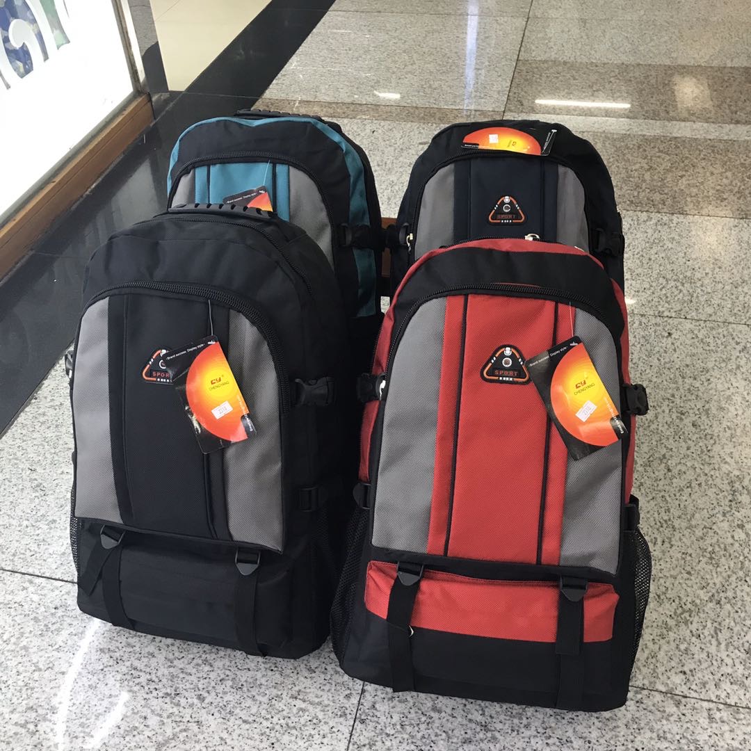 Yiwu Good Goods 60L large-capacity lightweight travel backpack for men and women, water-resistant luggage backpack details Picture