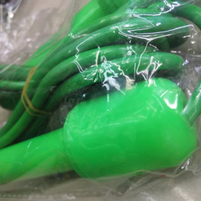 初学校幼儿园小学初中快速轻便成人儿童塑料绿色透明跳绳健身可调长短产品图