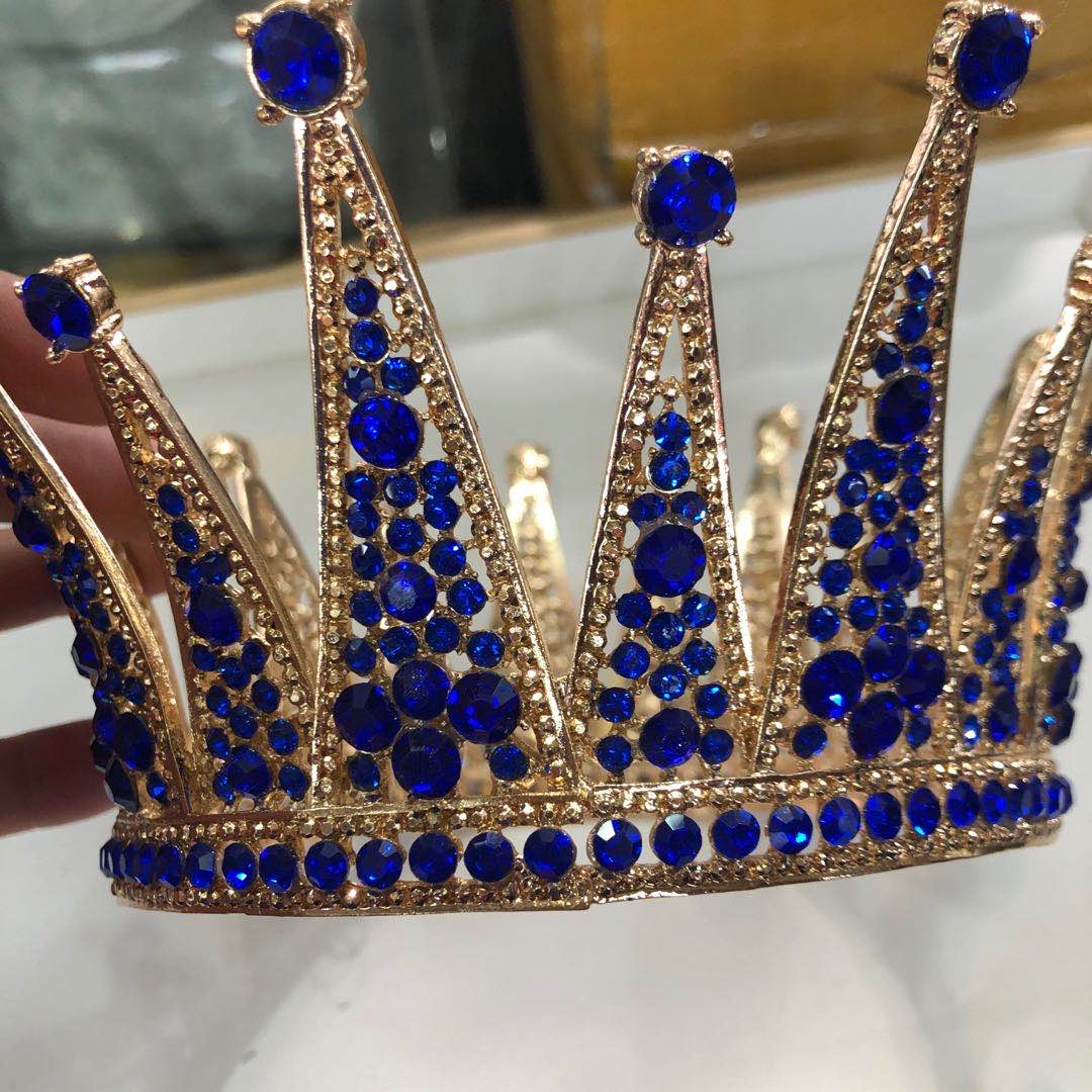 South Korea Rhinestone Bride Crown Side Detail
