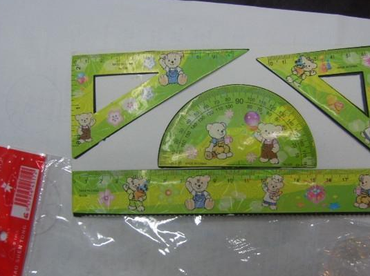 供应学生套尺塑料尺子透明彩色直尺卡通便宜尺子