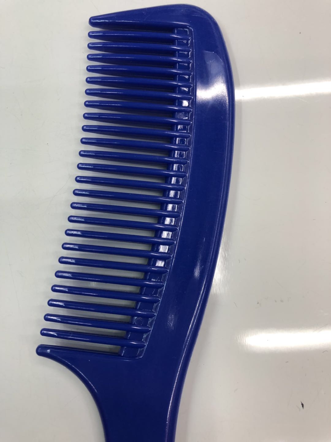 Old Portable Comb Household Plastic Wood Comb Cooked Glue Bath Men And Women Pearlescent Comb Thickened Hair Comb, Custom details Picture