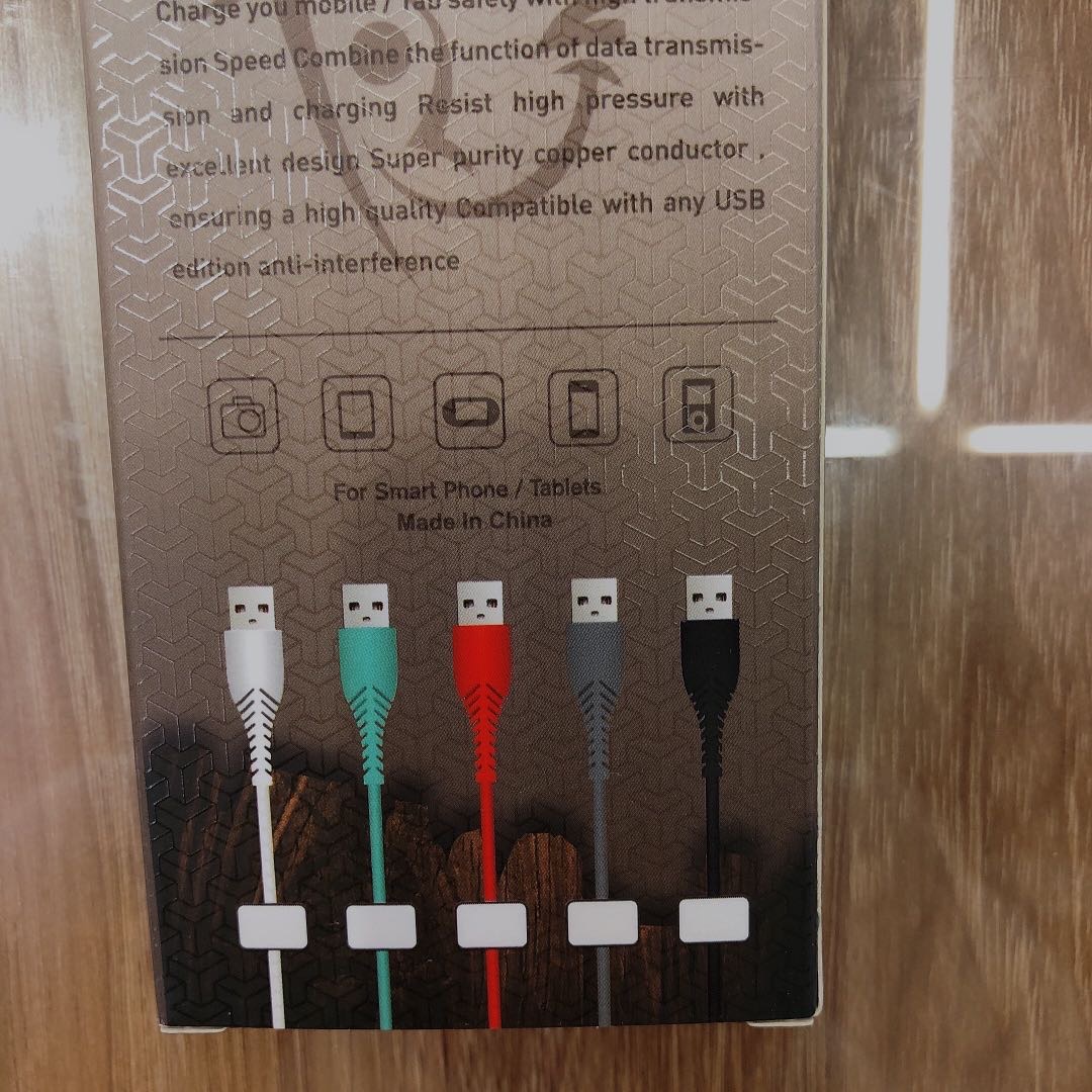 Color 3-head data cable, high-speed fast charging, flash charging, original usb charger, genuine product, suitable for universal data cables of Huawei, Xiaomi, Samsung and Apple mobile phones details Picture