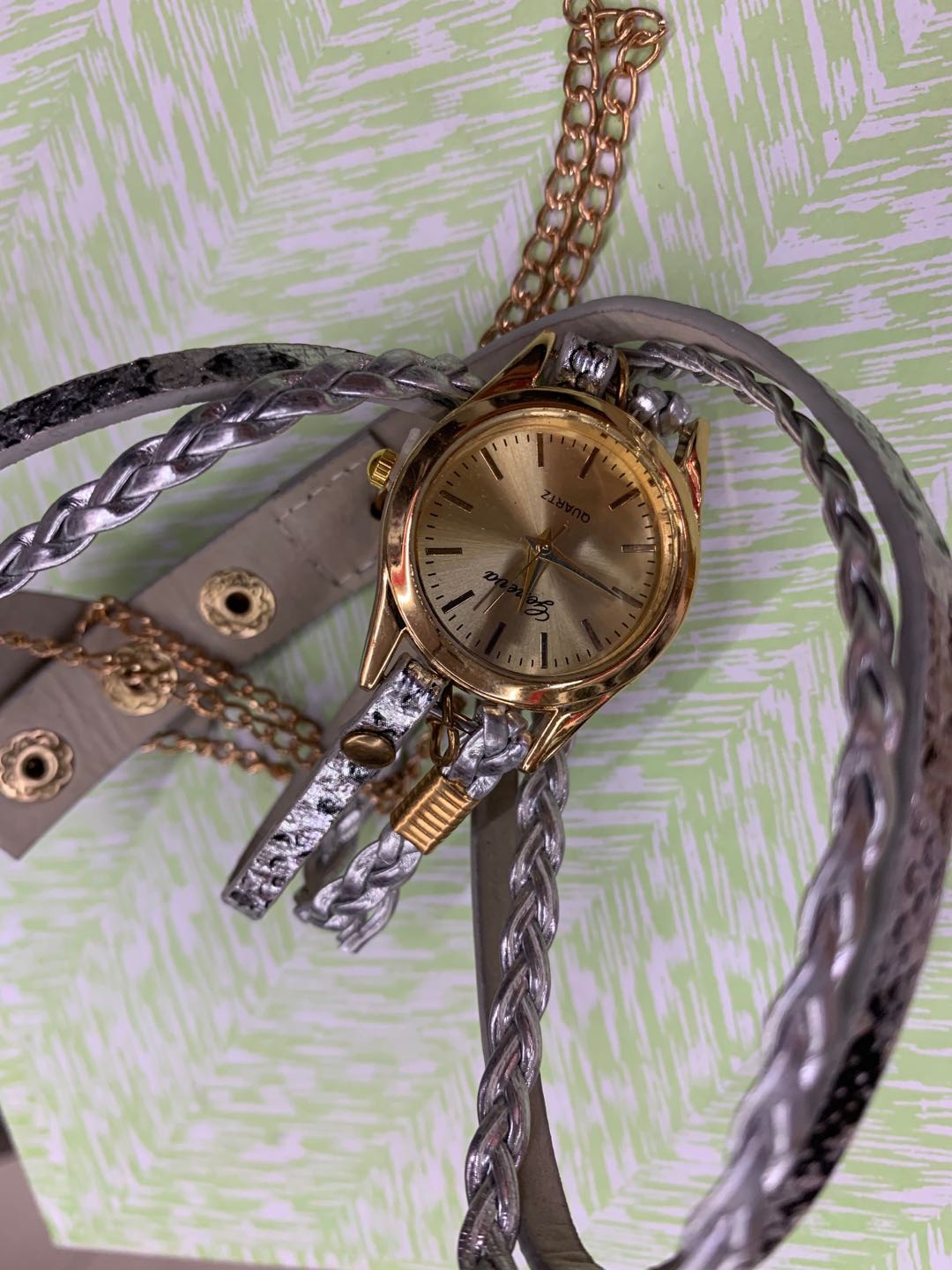 时尚精美编织缠绕女士时装手链表