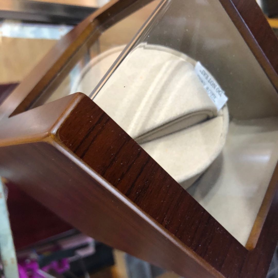 棕色轻奢欧式皮质手表盒收纳盒腕表展示盒机械表首饰盒手表盒子手链整理盒细节图