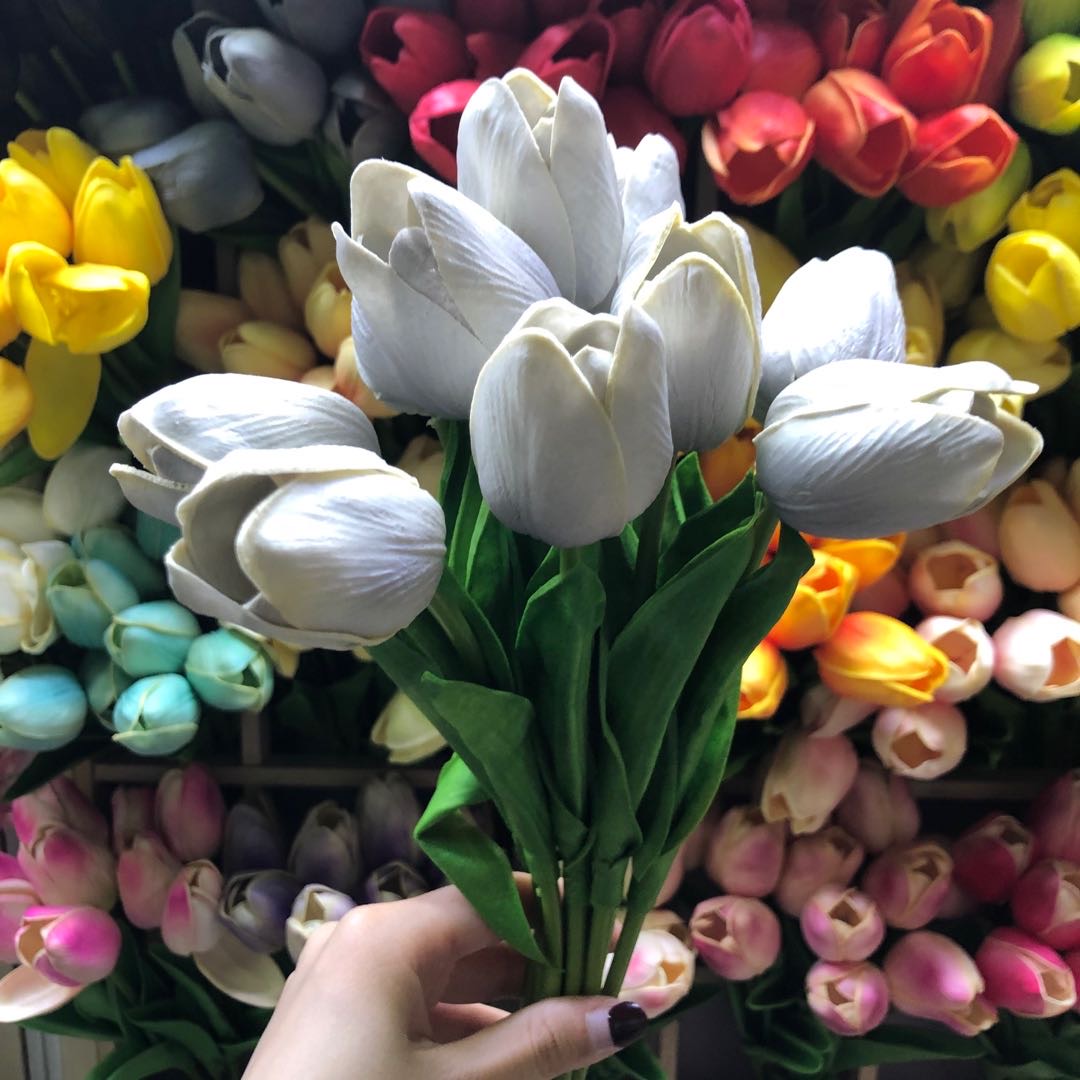Factory direct gradient simulation tulip flower PU flower soft glue flower thumbnail
