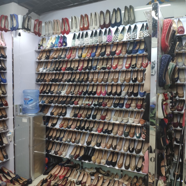 Wanli Foreign Trade Footwear Industry describe pic - 2