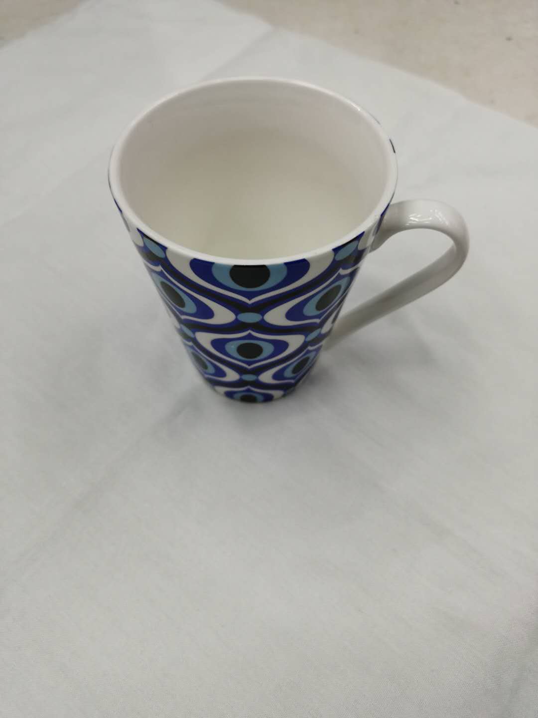 Factory direct sales of water cups, ceramic mugs, coffee cups, best-selling water, national trend details Picture