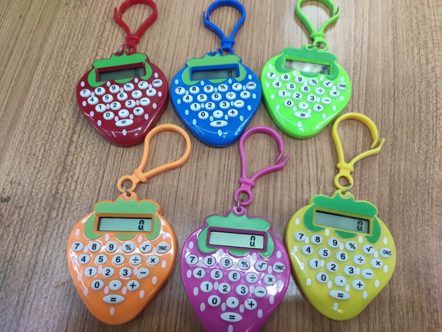 Douyin web celebrity adult male and female students gift mini strawberry calculator stalls supply manufacturer direct sale thumbnail