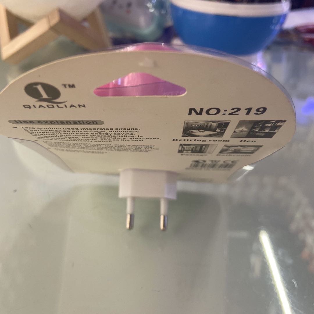 Night light, bedroom bedside, baby feeding, eye protection, children's room sleep, night light, sleeping desk lamp, small house pattern Specification image